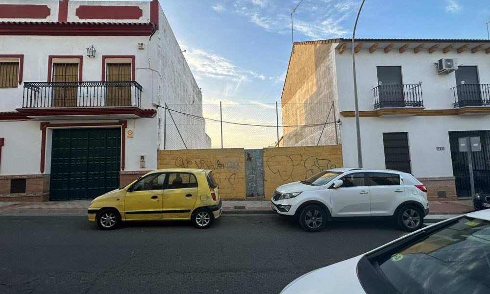 Solar en calle Molino de Realaje (Alcalá de Guadaíra)