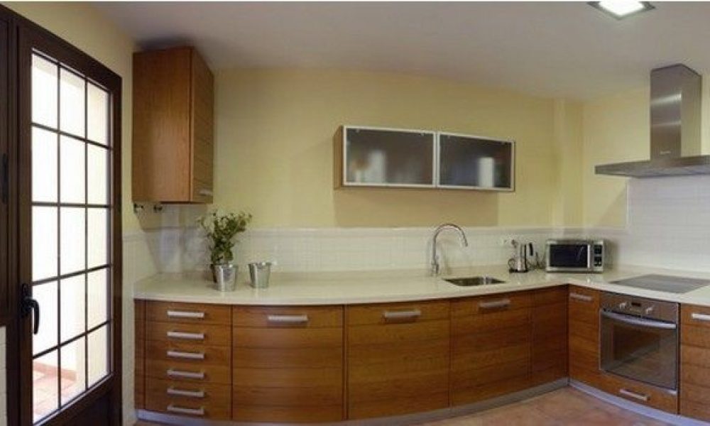 cocina-residencial-Hacienda-El-Prior